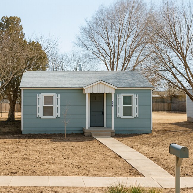 Primary Photo - 2 bedroom 1 bathroom house now leasing!