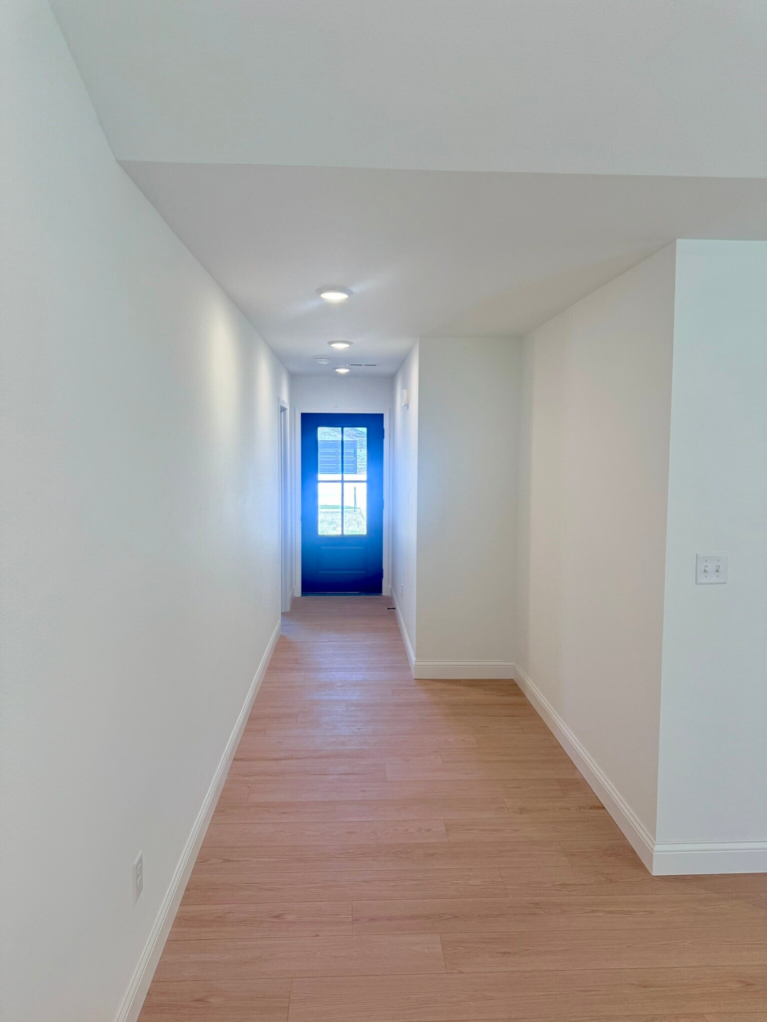Building Photo - 123 Beechwood Ln