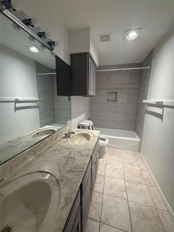 Building Photo - 1009 Village Wood Ct