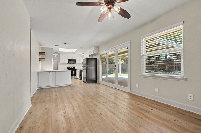 Building Photo - 13216 Meandering Way