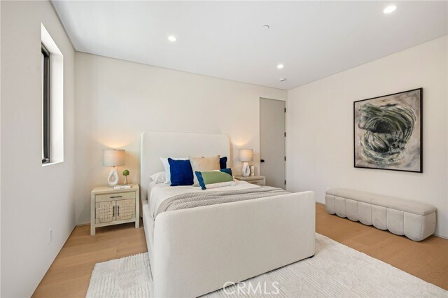 Building Photo - 16728 Morrison St