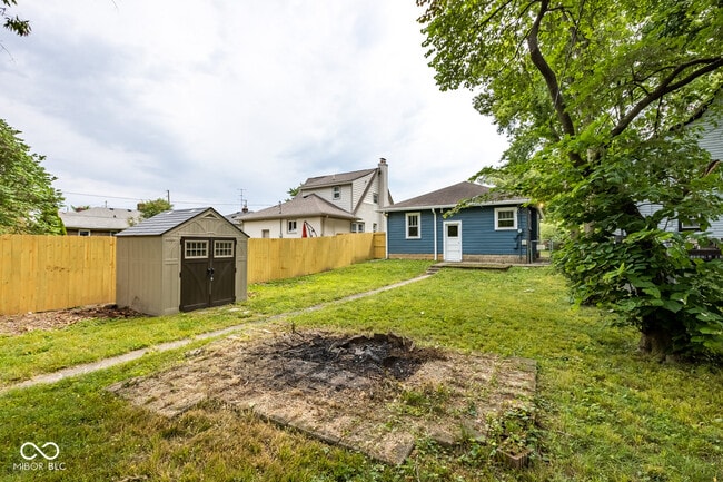 Building Photo - 5144 Winthrop Ave