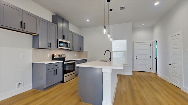 Building Photo - 12236 Kirkgard Dr