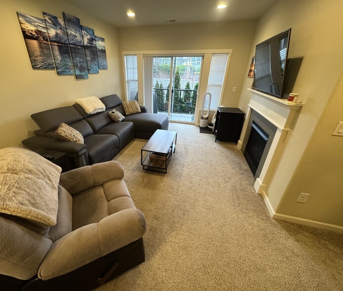 Main Floor - 13102 SW Aubergine Ter