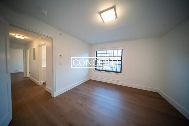 Building Photo - 1208 Massachusetts Ave