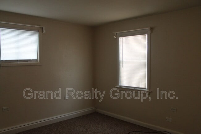 Building Photo - 880 Ferndale St