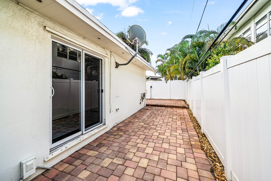 Fenced-In Patio - 17 Fayette Dr