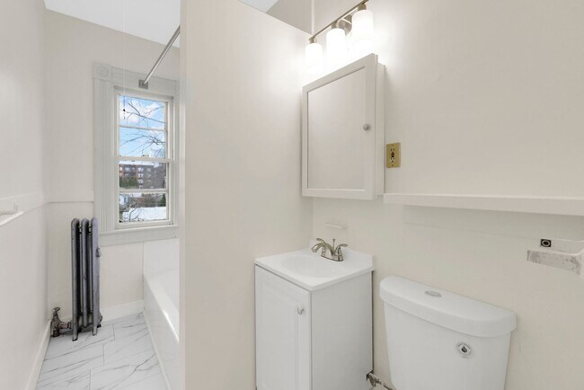 Building Photo - 65 Firglade Ave