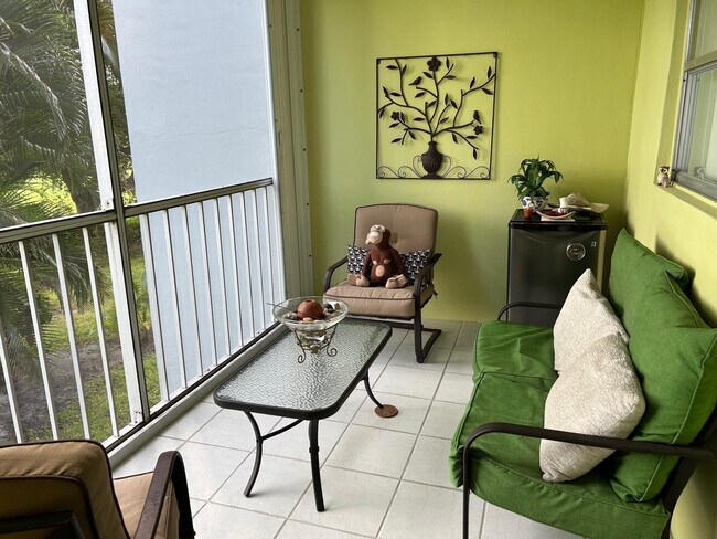 Building Photo - 7797 Golf Cir Dr