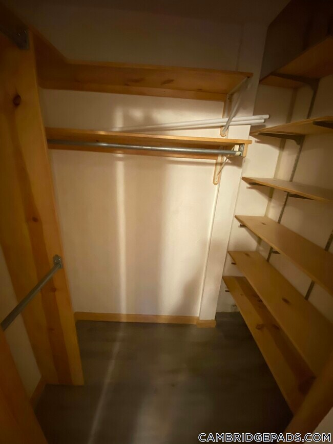 Building Photo - 161 Otis St