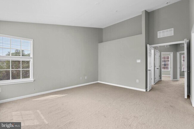 Building Photo - 6704 Saw Mill Ct