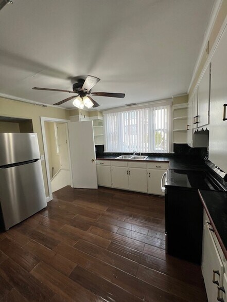 Building Photo - 21 Homestead Rd