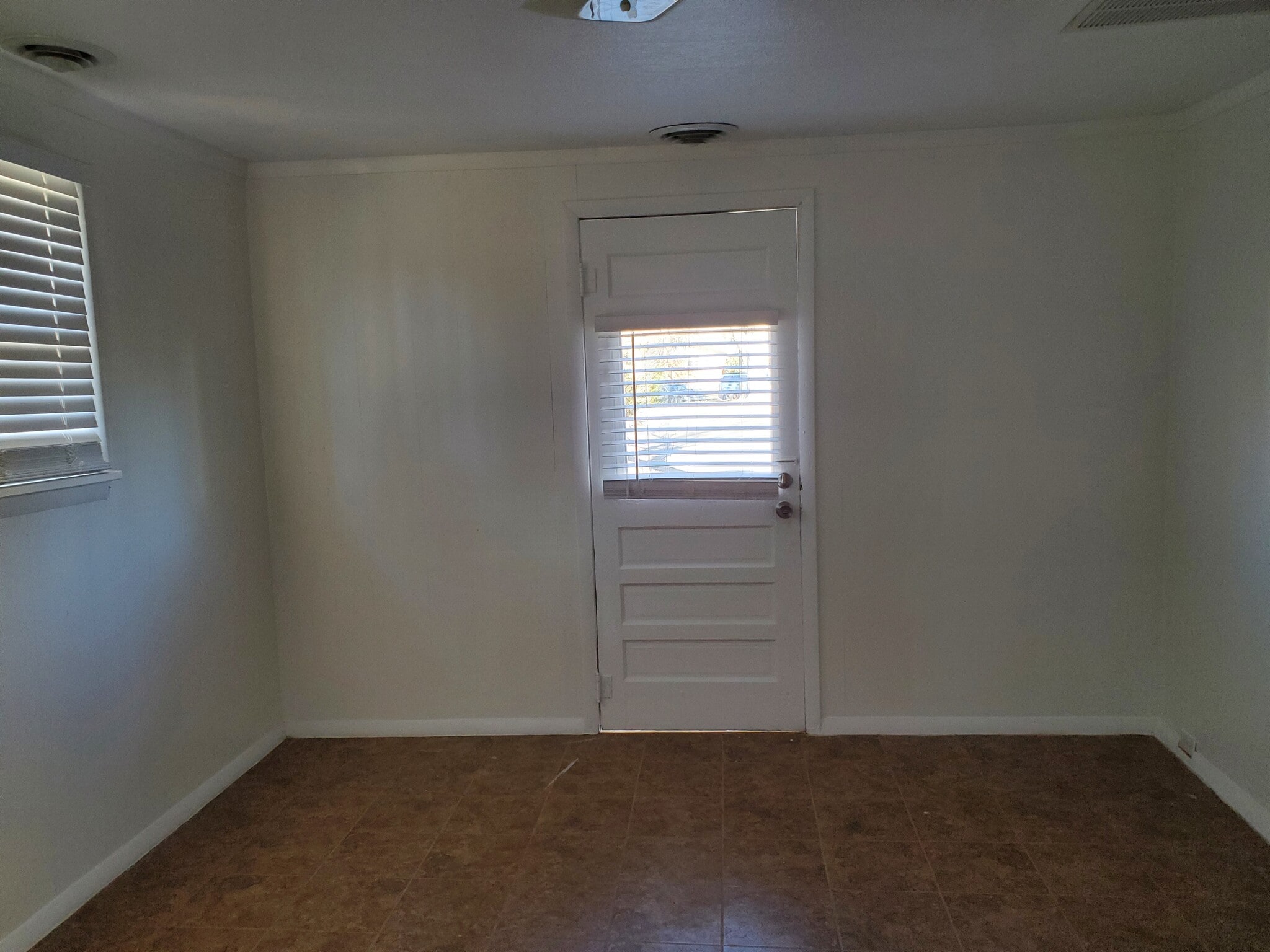 bedroom, looking to north door - 635 Elm Ave