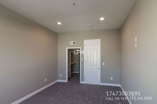 Building Photo - MOVE-IN SPECIAL! - LUXURY TOWNHOME IN NOHO!