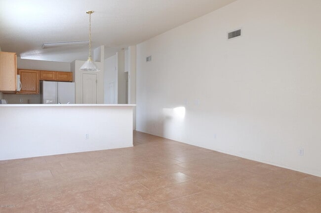 Building Photo - 8042 E Sundew Dr