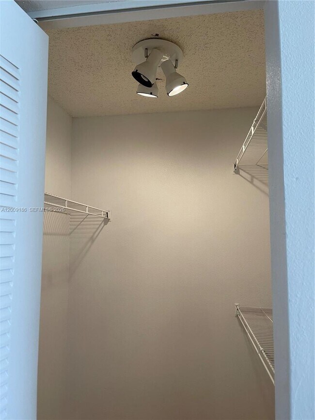 Building Photo - 11211 W Atlantic Blvd