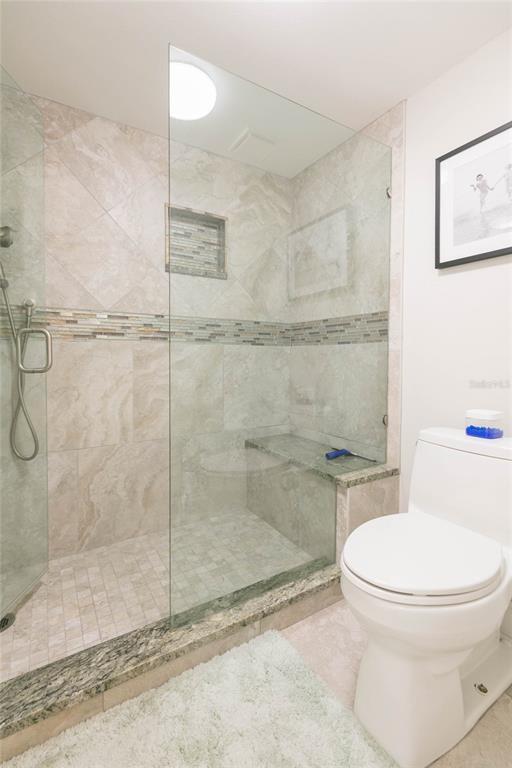 Building Photo - 5729 Del Sol Blvd