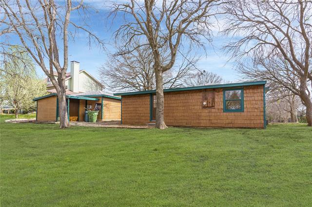Building Photo - 321 Crescent Dr