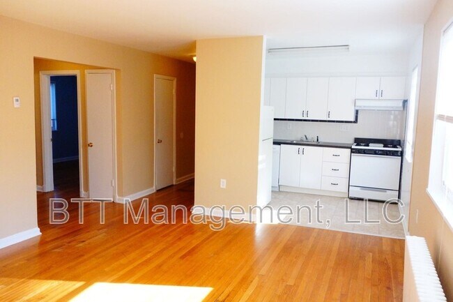 Building Photo - 4013 38th St