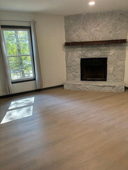Beutiful Stone Fireplace - 1685 Bald Ridge Marina Rd