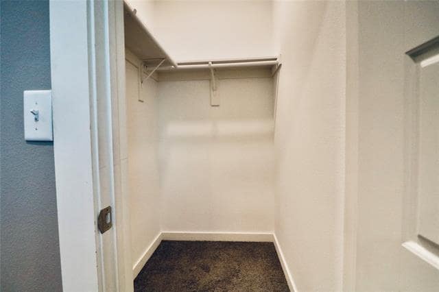 Building Photo - 1524 Sphinx St