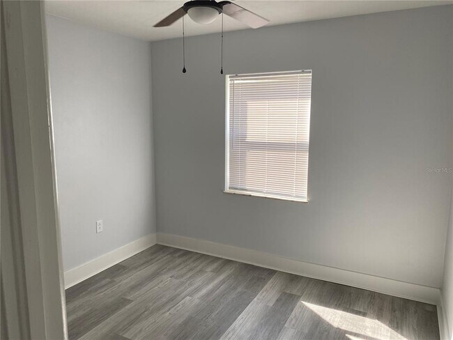 Building Photo - 410 Orange Ave