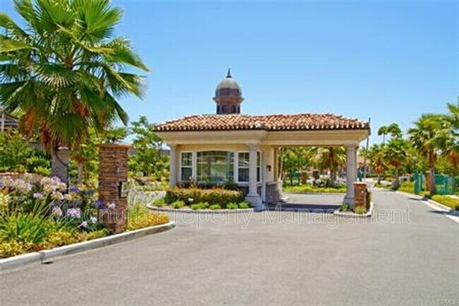 Building Photo - 31650 Sweetwater Cir