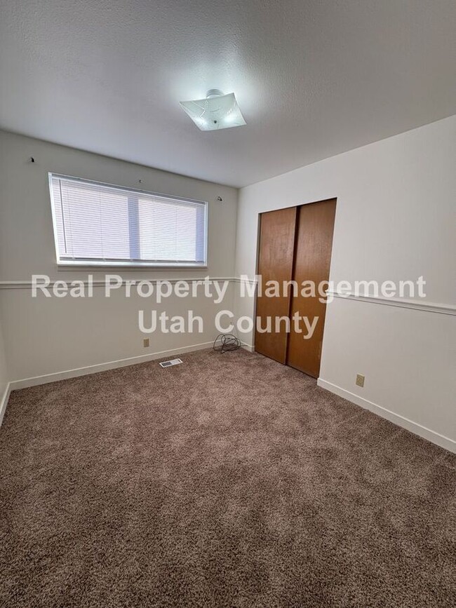 Building Photo - Half off first months rent! New Lower Price!!