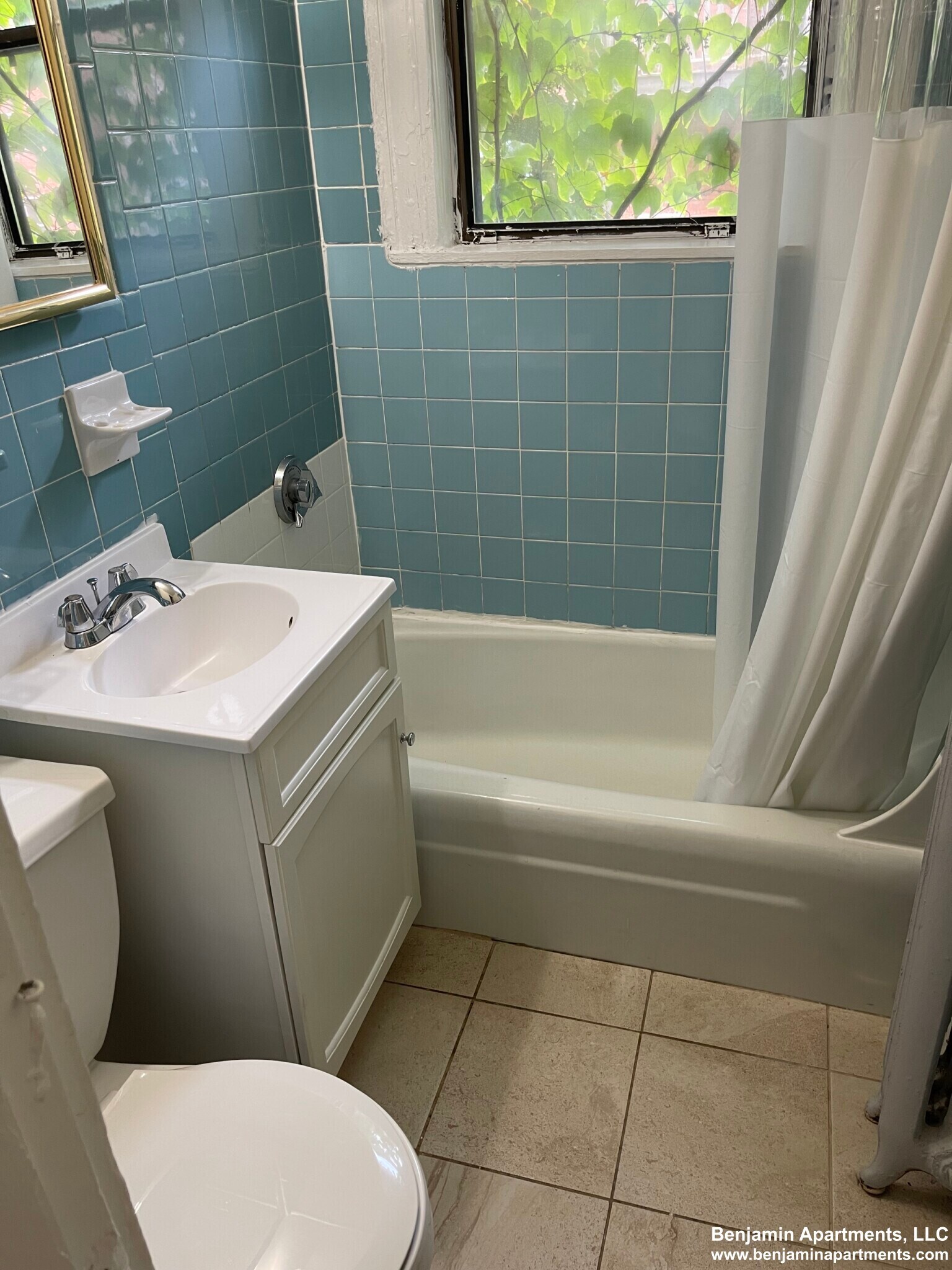 Building Photo - 1487 Beacon St