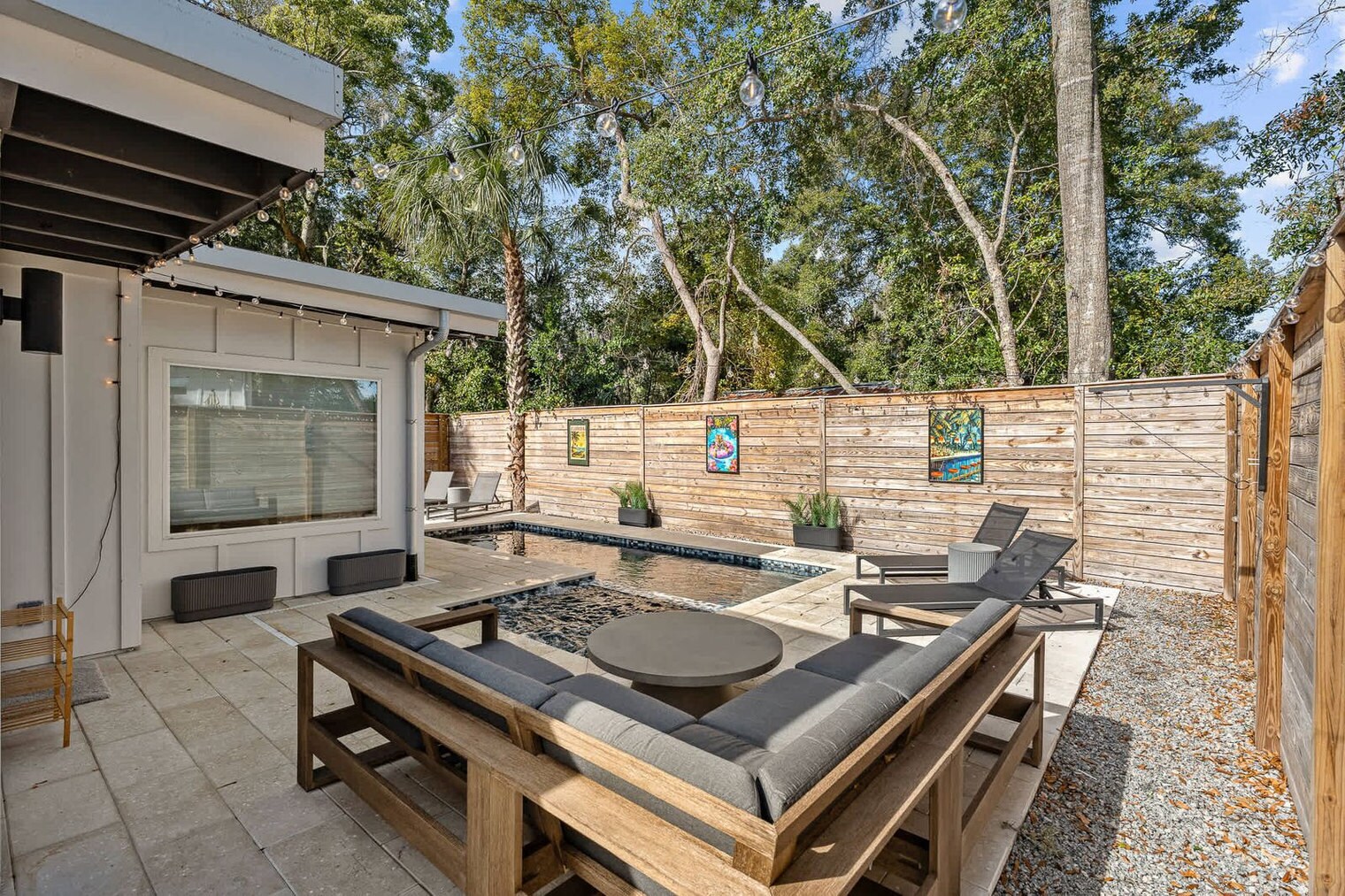 Building Photo - 21 Pearl St