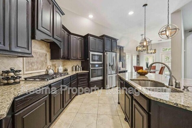 Building Photo - 2423 Rosillos Peak Dr