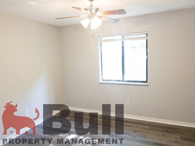 Building Photo - 105 Jergo Rd