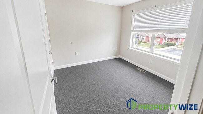 Building Photo - 4128 Orchard Ridge Blvd