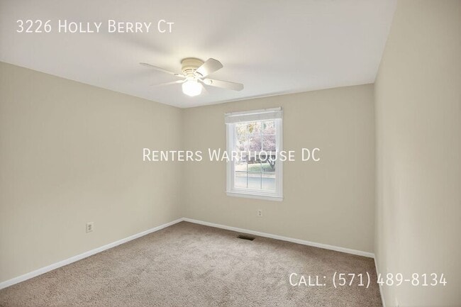 Building Photo - 3226 Holly Berry Ct