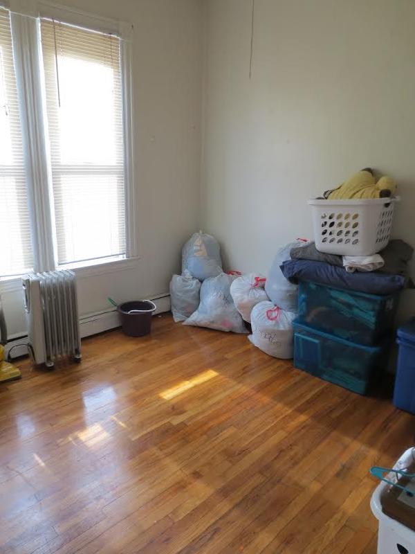 Building Photo - 61 Hillside St