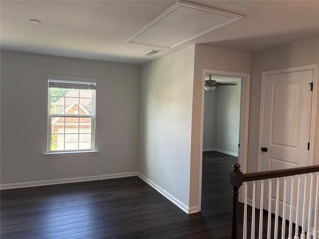 Building Photo - 2975 Waverly Walk Pt