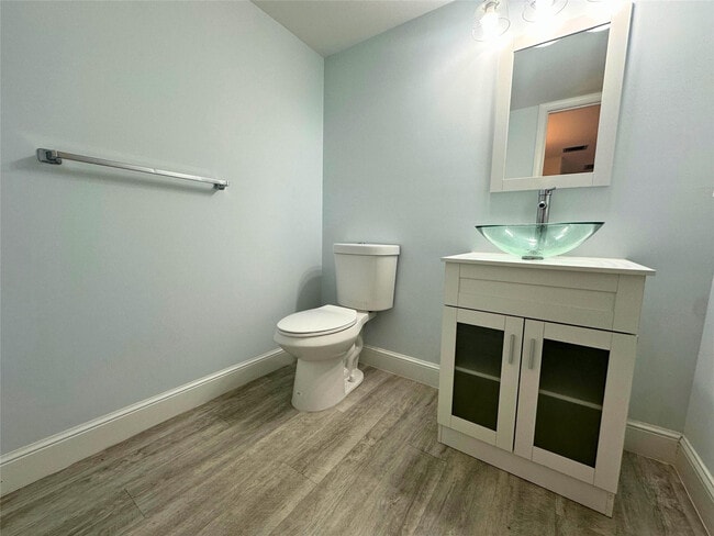 Building Photo - 2420 Deer Creek Country Club Blvd