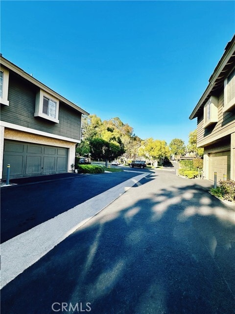 Building Photo - 20735 E Crest Ln