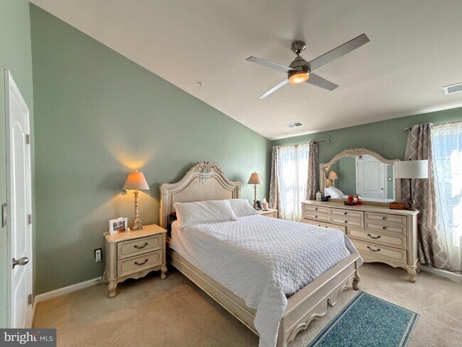 Building Photo - 2711 Coppersmith Pl