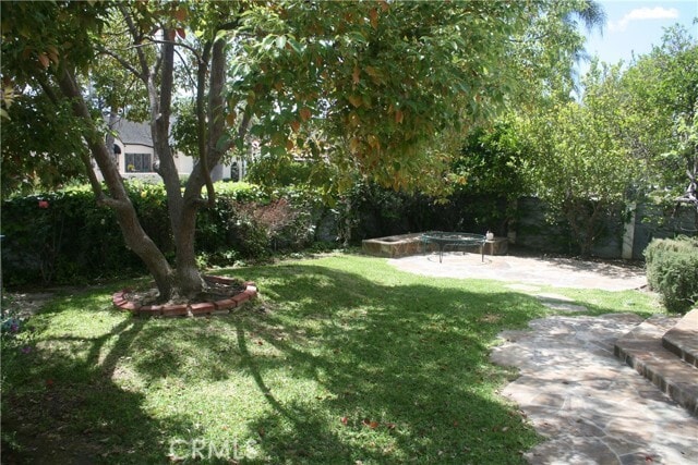 Building Photo - 2421 Heliotrope Dr