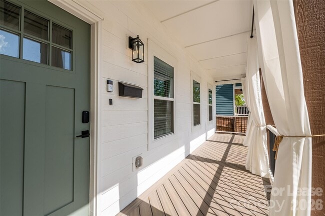 Building Photo - 1516 Princess Pl