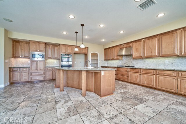 Building Photo - 7870 Sanctuary Dr