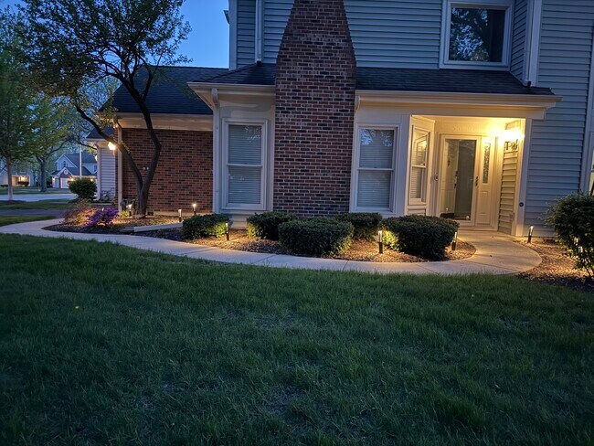 Building Photo - 227 Spring Creek Cir