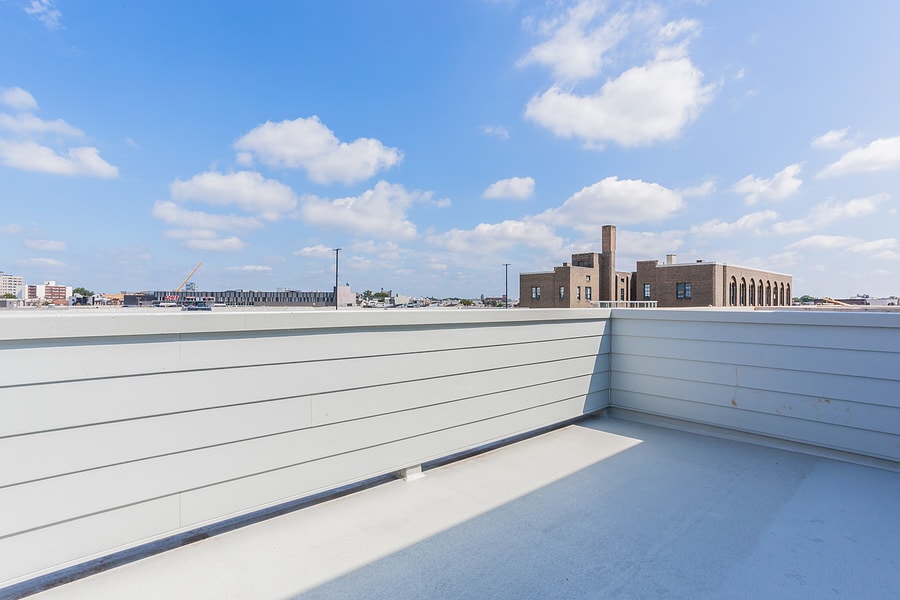 Roof Top - 146 W Wildey St