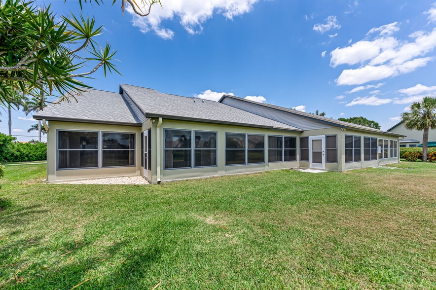 Building Photo - 2201 McGregor Park Cir