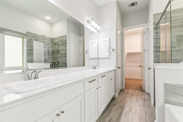 Building Photo - 17652 Sequoia Dr