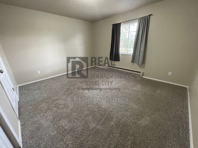 Building Photo - 1 Castle Royal Dr