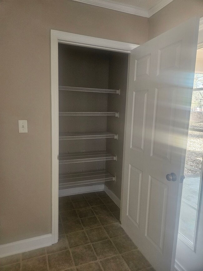 Building Photo - 203 A S Harding Drive