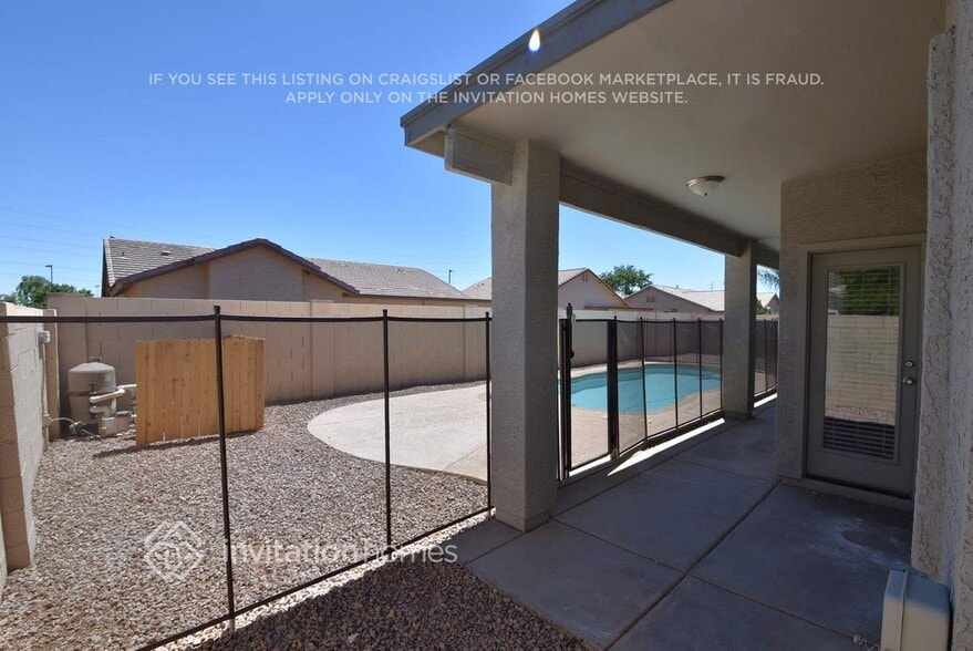 Building Photo - 4575 E Campbell Ct