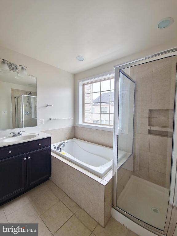 Building Photo - 4705 Verdana Lp